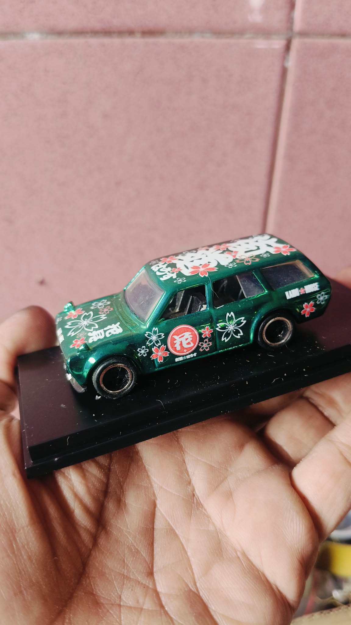 Green Japanese 510 Wagon