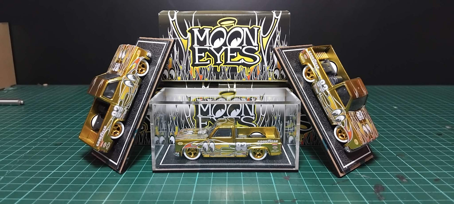 2026 Moon Me 1983 Silverado