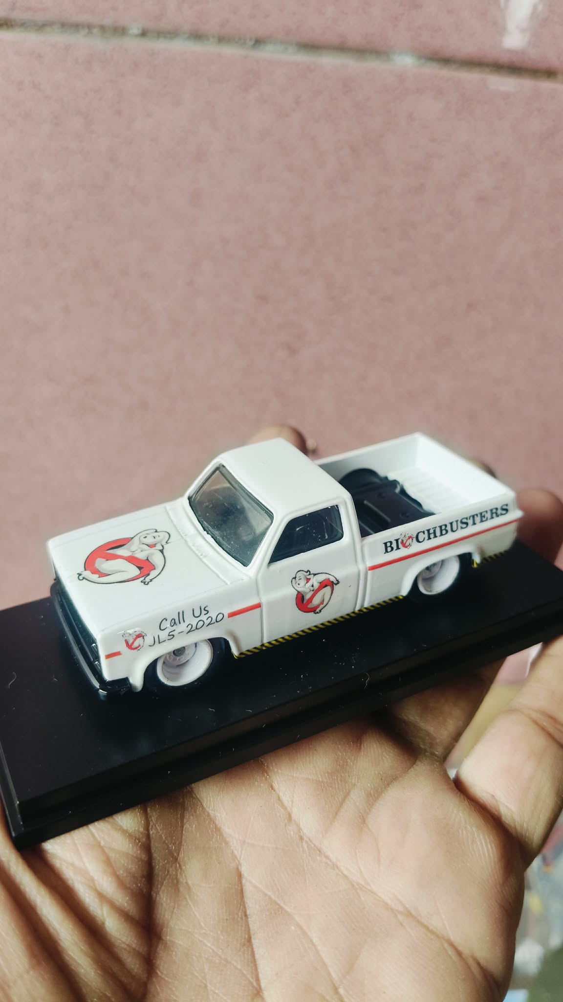 B!iotchBusters 1983 Silverado