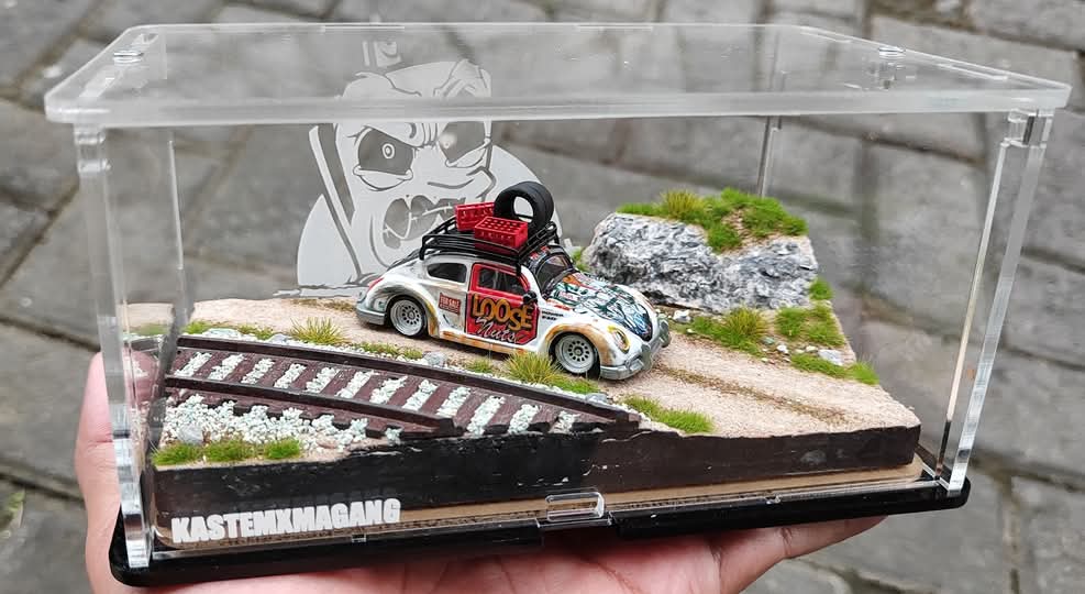 Loose Nuts VW Beetle Diorama